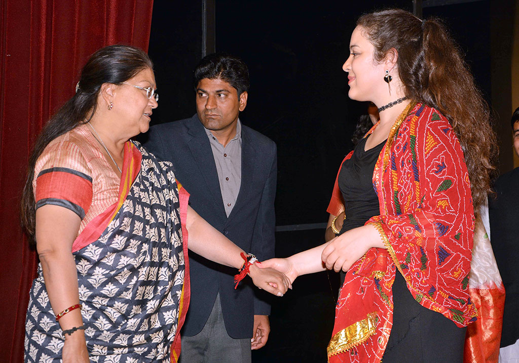 CM Vasundhara Raje - Music that connects everyone, Cultural Festival 13