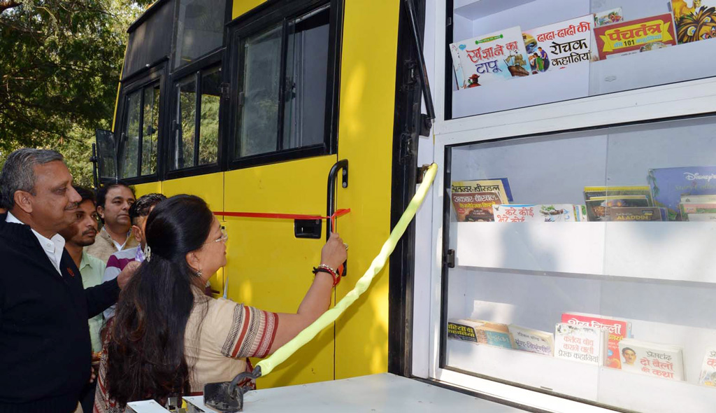 CM Vasundhara Raje launched Mobile Library van 'School on Wheels'