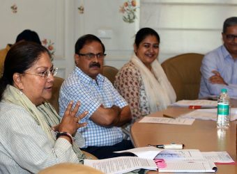 cm-meeting-with-jetro-delegation-CMP_0277