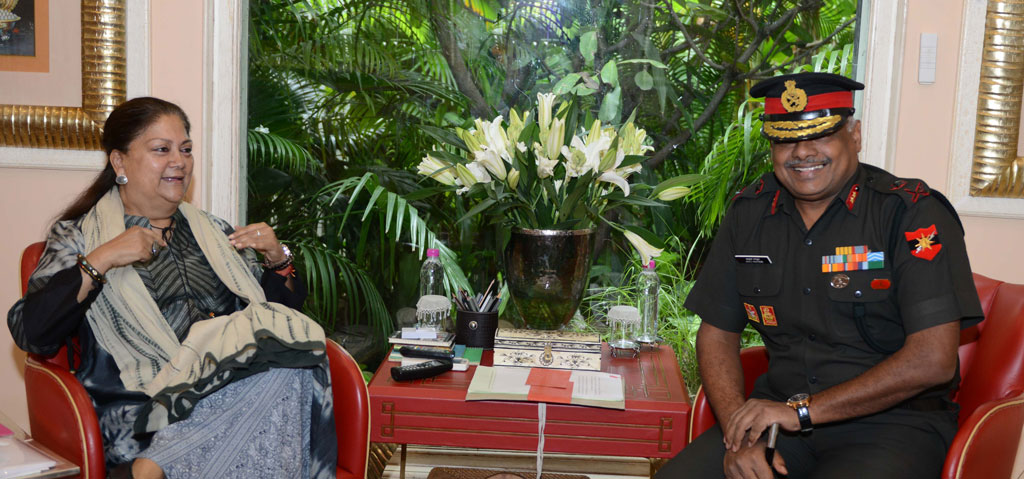 cm meets major general anuj mathur CMP_8211