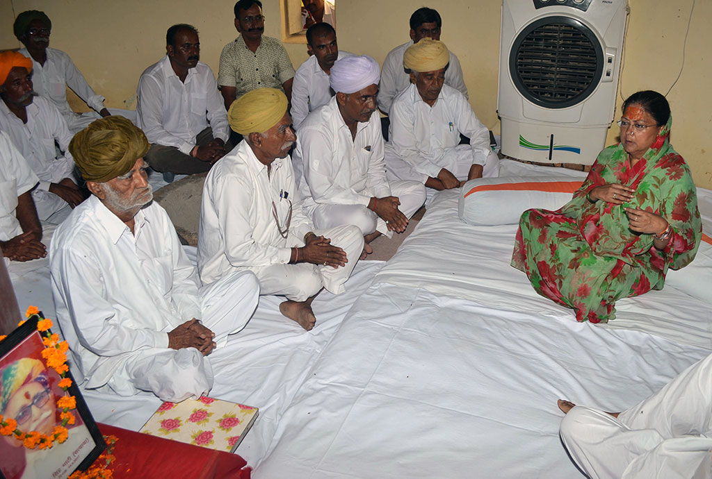 cm condolences over demise of former MLA kishansingh bhati and social worker Gordhan Singh