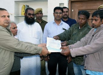 cm-rajsamand-incident-compensation-given-to-bereaved-family