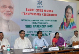 CM Vasundhara Raje - Prime Minister of Jaipur and Udaipur congratulated for being Smart city