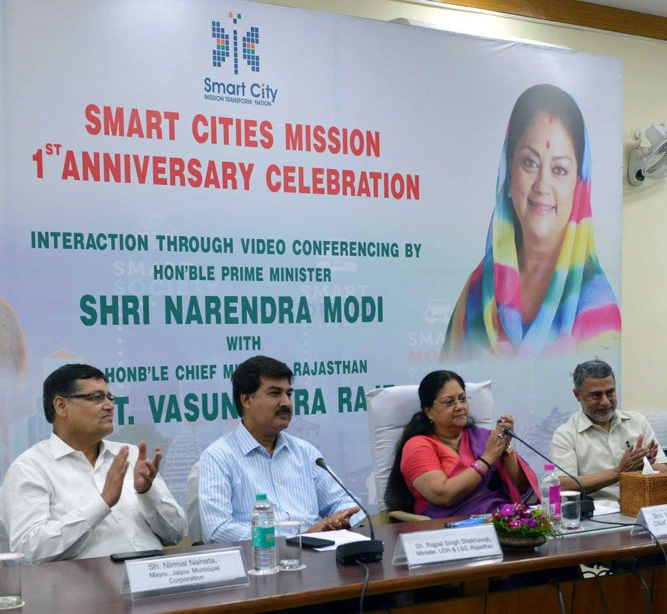 Vasundhara Raje - Prime Minister of Jaipur and Udaipur congratulated for being Smart city 5