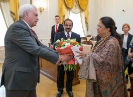 chief minister meets governor