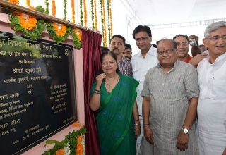 foundation stone underpass sms hospital CMP_8102