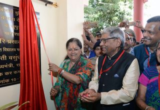 cm-inauguration-building-kamla-devi-budhia-ss-school-heerapura-CMA_5122